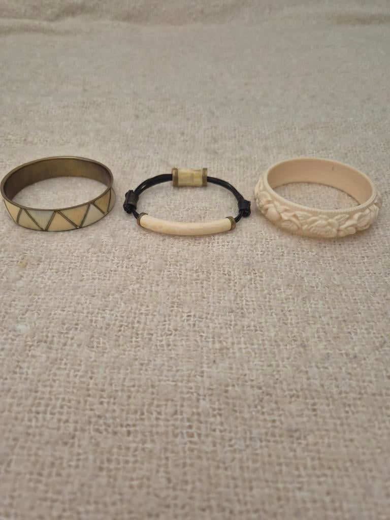 Set van 3 diverse armbanden, Overige materialen, Gebruikt, Beige, Ophalen of Verzenden