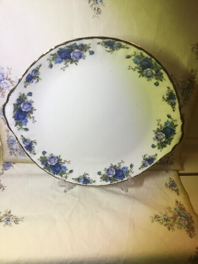 Royal Albert MOONLIGHT ROSE GEBAKSCHAAL GROOT, Ophalen of Verzenden