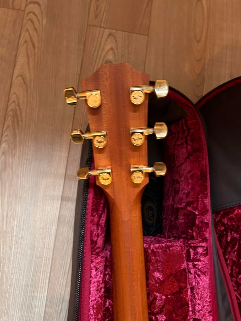 Taylor 217 E SB LTD akoestische gitaar, Muziek en Instrumenten, Ophalen of Verzenden, Gebruikt, Western- of Steelstringgitaar