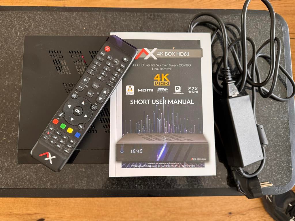 AX 4K Box HD61 4K UHD Satelliet Ontvanger, Ophalen of Verzenden, Zo goed als nieuw, Decoder