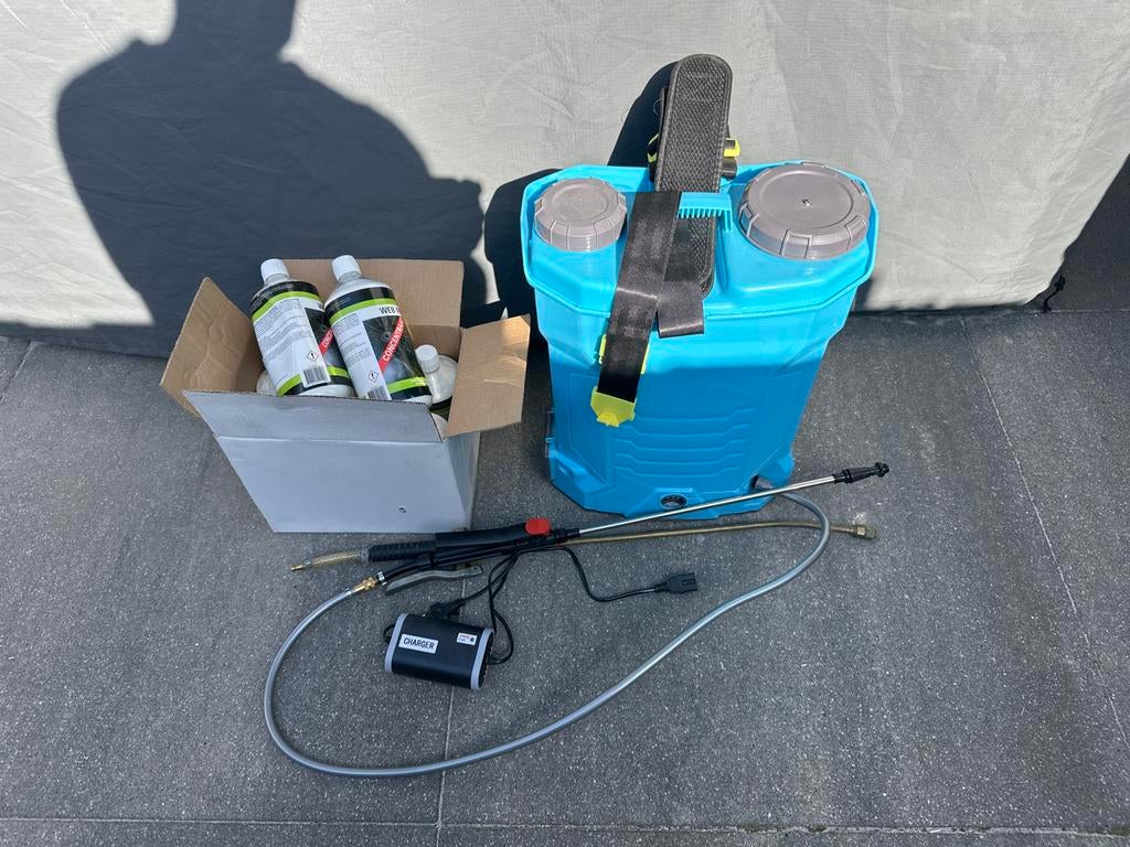 Antispinspuit met toebehoren en concentraat, Tuin en Terras, Bestrijdingsmiddelen, Ophalen, Gebruikt, Ongediertebestrijding