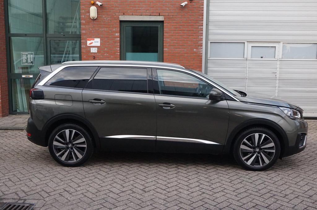 Peugeot 5008 1.2 PureTech Blue Lease Premium Keyless , Trekh, Gebruikt, 1199 cc, Origineel Nederlands, 3 cilinders