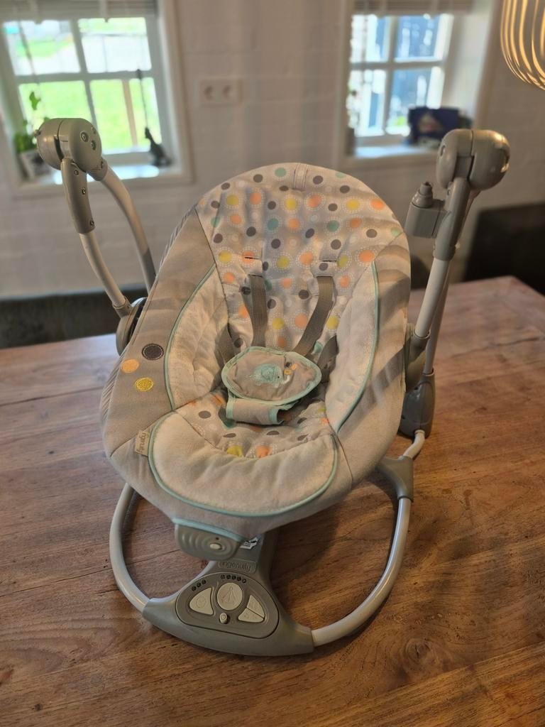 Bright Starts Ingenuity Convert Me Swing 2in1 Schommelstoel, Gebruikt, Schommelstoel, Met gordel(s) of riempje(s), Ophalen