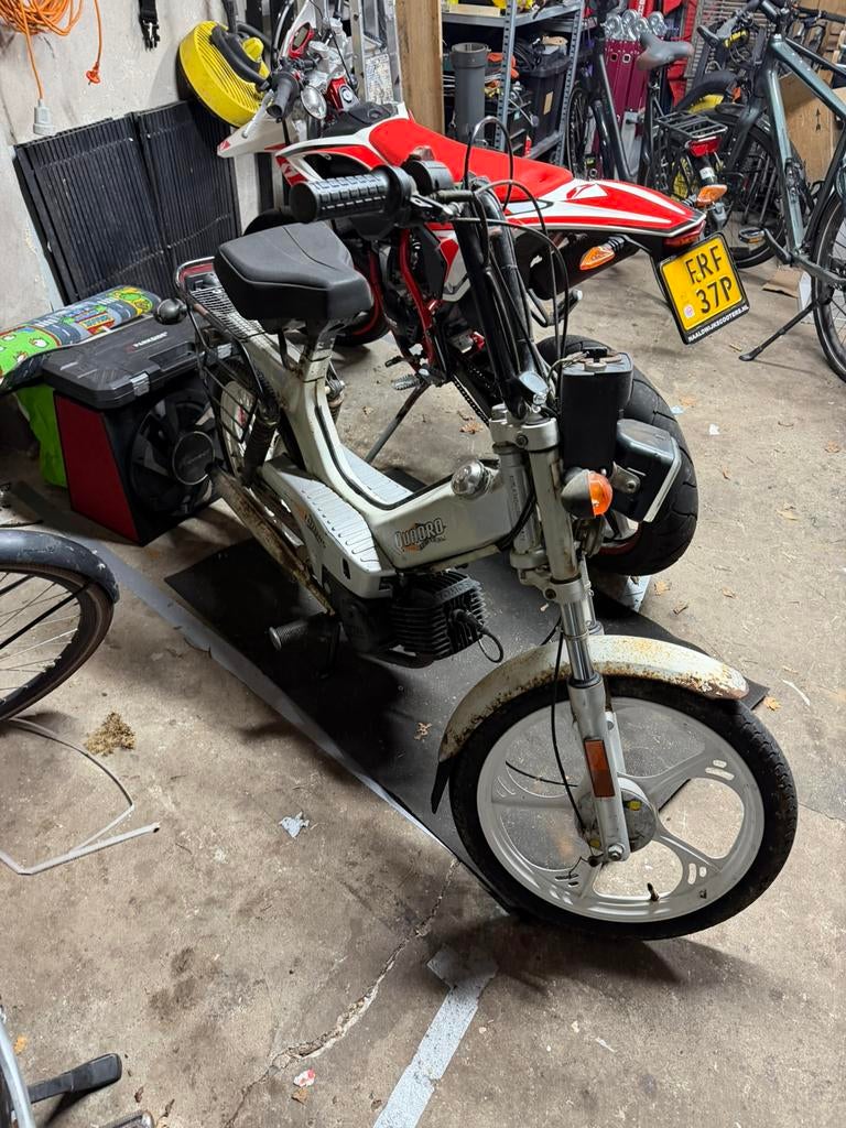 Tomos e-start, Fietsen en Brommers, Brommers | Tomos, Ophalen of Verzenden, Zo goed als nieuw, Quadro