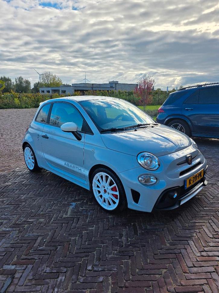 Abarth 595 Essessee 70, 180PK, Auto's, Overige Auto's, Particulier, ABS, Achteruitrijcamera, Airbags, Airconditioning, Alarm, Android Auto