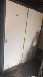 Stalen kast met schuifdeuren, Ophalen, Zo goed als nieuw