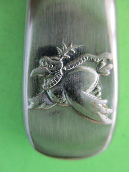 (KB5139) Kinderbestek Vogel met sjaal mes, Ophalen of Verzenden, Gebruikt