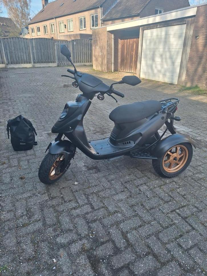 Pgo bigmax ., Fietsen en Brommers, Snorfietsen en Snorscooters, Overige merken, Benzine, Ophalen of Verzenden