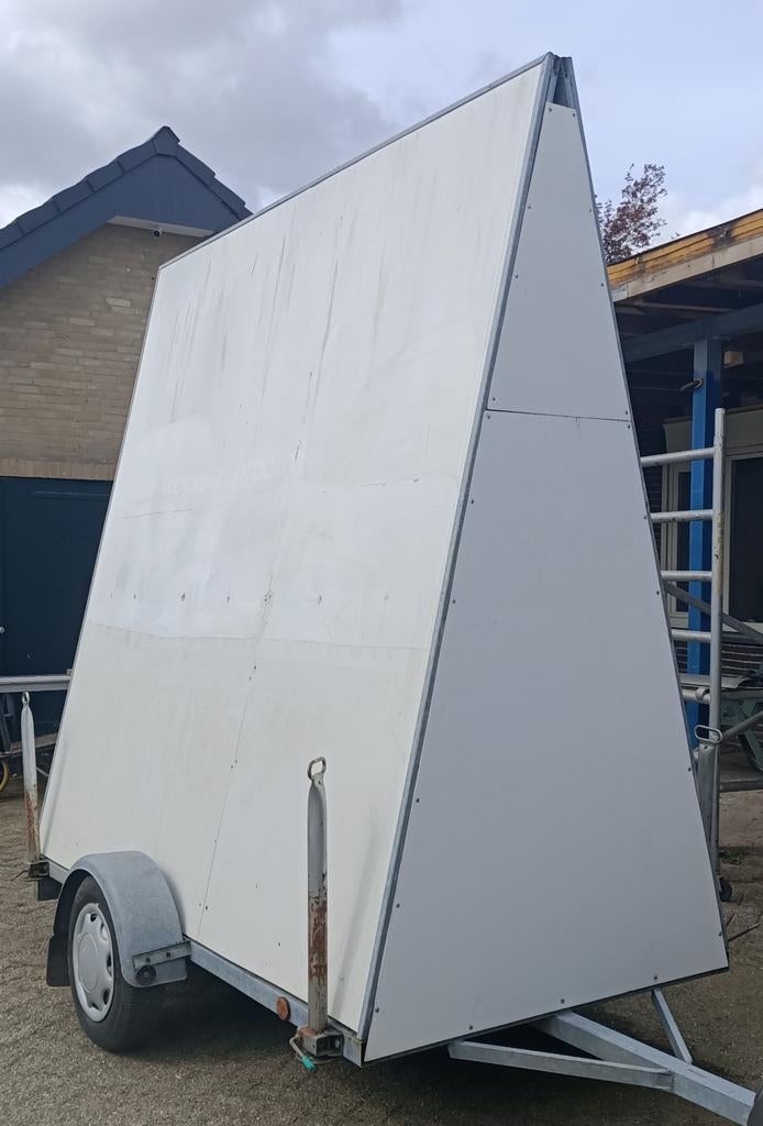 Groot verrijdbaar reclamebord reclame aanhanger, Ophalen, Mobiel, Gebruikt, Whiteboard