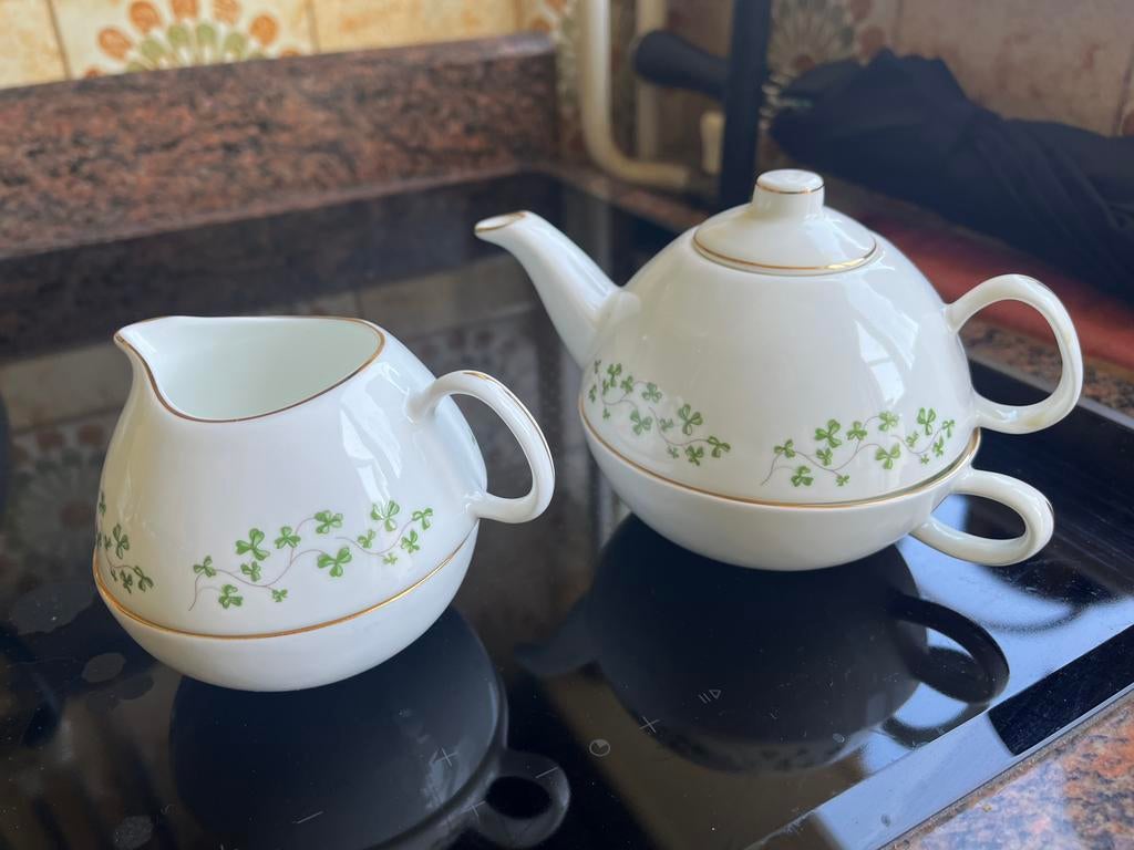 Eenpersoons theeservies klavertje vier, Ophalen of Verzenden