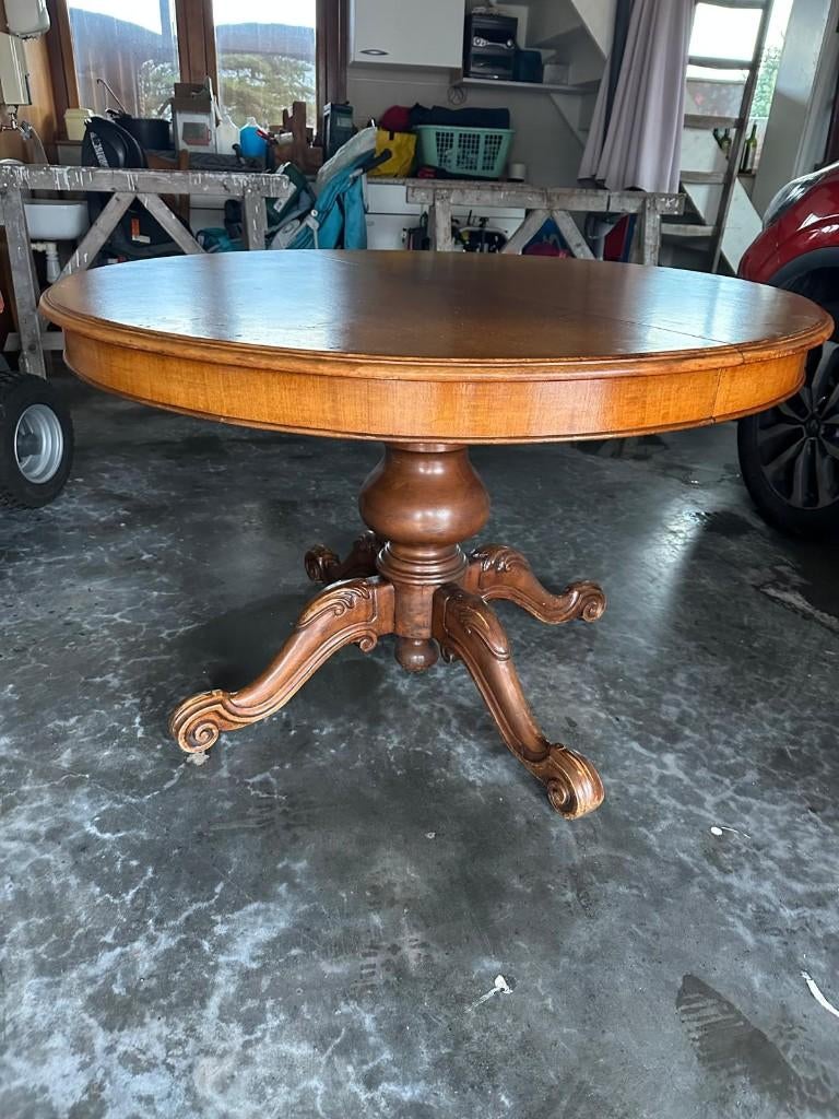antieke ronde tafel, Ophalen