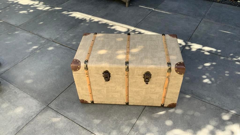 Hutkoffer , vintage, Huis en Inrichting, Woonaccessoires | Kisten, Gebruikt, Minder dan 50 cm, Ophalen of Verzenden, Minder dan 50 cm