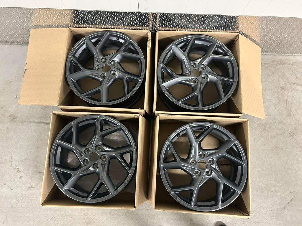 Ford Focus velgen 18 inch 5x108 ST-line ST NIEUW Origineel, Auto-onderdelen, Banden en Velgen, Ophalen, 18 inch, Velg(en), Ford