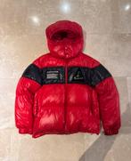Moncler Clearance Puffer Jacket, Ophalen of Verzenden, Zo goed als nieuw, Maat 48/50 (M), Rood