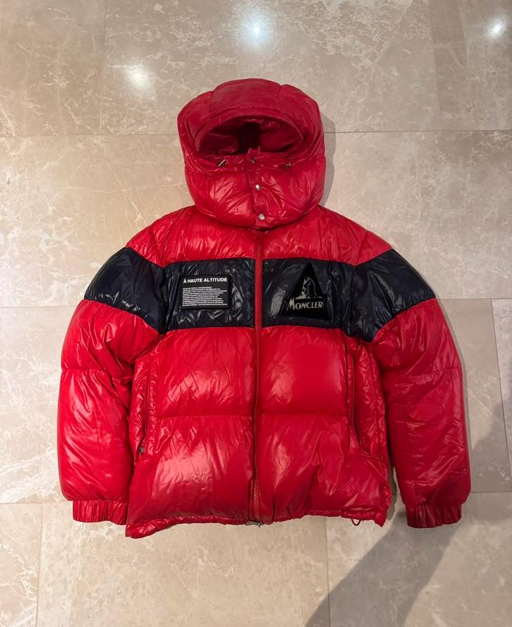 Moncler Clearance Puffer Jacket, Kleding | Heren, Jassen | Winter, Zo goed als nieuw, Maat 48/50 (M), Rood, Ophalen of Verzenden