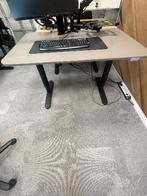 Elektrisch verstelbaar bureau donkerbruin IKEA, Huis en Inrichting, Bureaus, Ophalen, In hoogte verstelbaar, Gebruikt, Stabureau