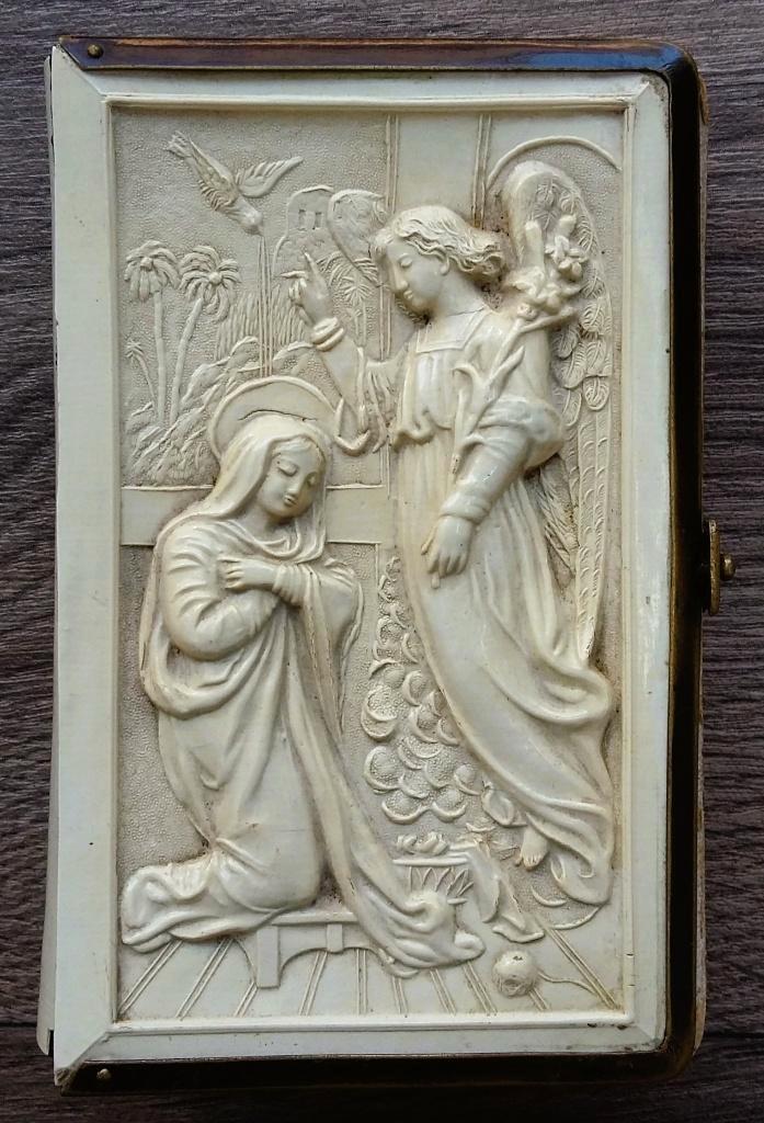 Omstreeks1900 Kleine Bijbel Dikke Celluloid Kaft Hoog Relief, Antiek en Kunst, Antiek | Boeken en Bijbels, Ophalen of Verzenden