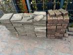 Gratis stoeptegels en klinkers af te halen, Ophalen, Gebruikt, 5 tot 10 m², Beton