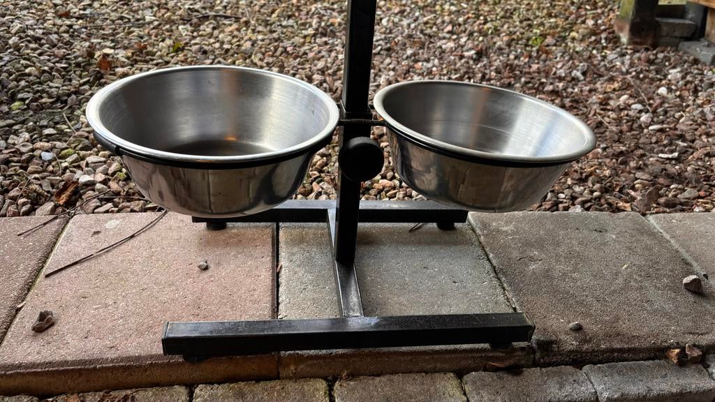 Honden bakken 23cm, Ophalen, Verstelbaar