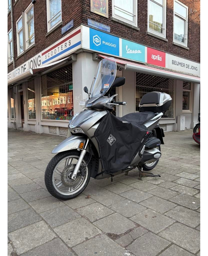 Honda SH 350 Zilver – 10/10/2022 - 12000 KM, Motoren, Particulier, Scooter