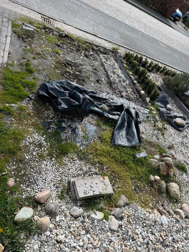 Gezocht:  stratenmaker/tuinman/klusser, Diensten en Vakmensen, Tuinmannen en Stratenmakers, Bestrating, Tuin- of Vijveraanleg