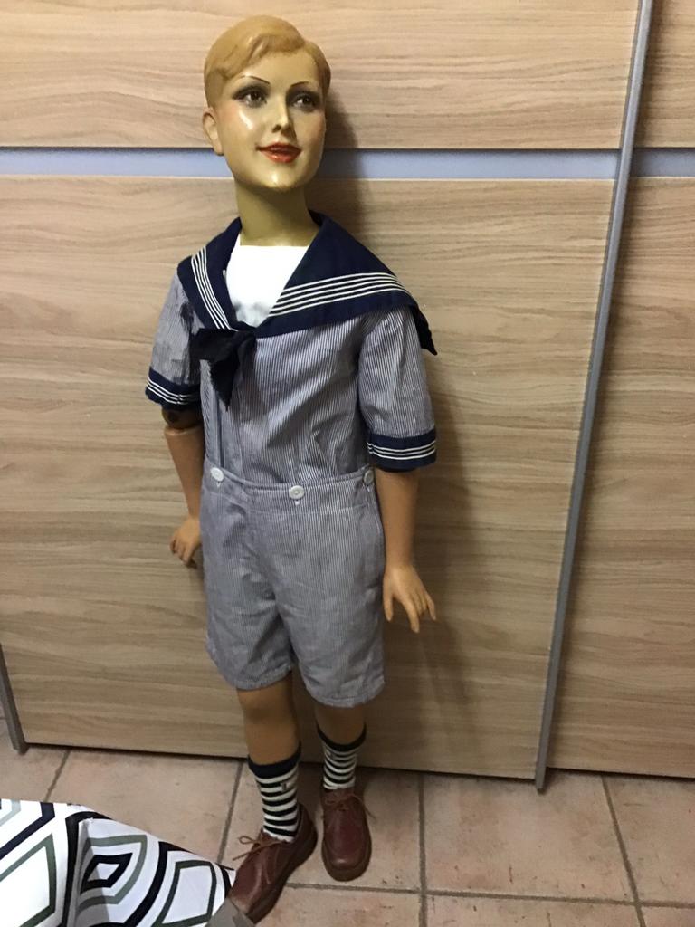 Vintage etalagepop jongen, jaren '30, P. imans Parijs ., Antiek en Kunst, Ophalen of Verzenden