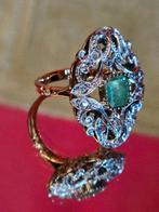 Antieke gouden ring met smaragd en diamanten, Ophalen of Verzenden, Goud, Ring, Met edelsteen