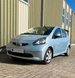 Toyota Aygo 1.0 Vvt-i 5DRS Grijs Nwe APK Airco elek ramen, Stof, 4 stoelen, 68 pk, Bedrijf