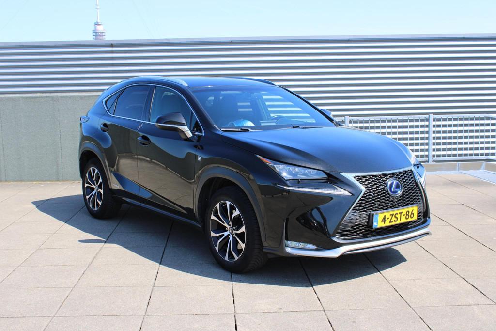 Lexus NX 300h AWD F Sport Line Lederen bekleding / Stoelverw, Auto's, Lexus, Automaat, Gebruikt, Euro 6, Bedrijf