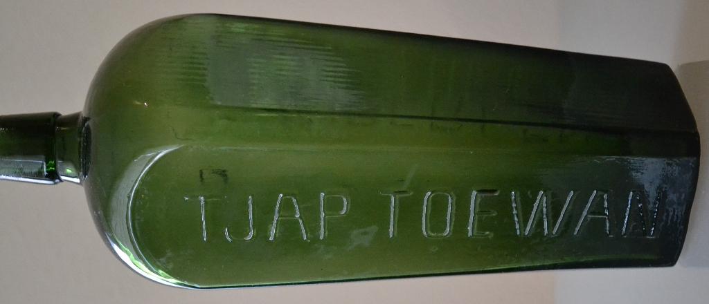 jenever fles kruik kiderlen tjap toewan (g8) kelderfles, Antiek en Kunst, Ophalen
