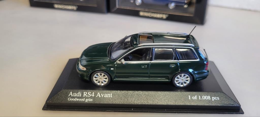 Minichamps Audi RS 4 Avant B5 Goodwood Green, Hobby en Vrije tijd, Modelauto's | 1:43, Ophalen of Verzenden, Zo goed als nieuw