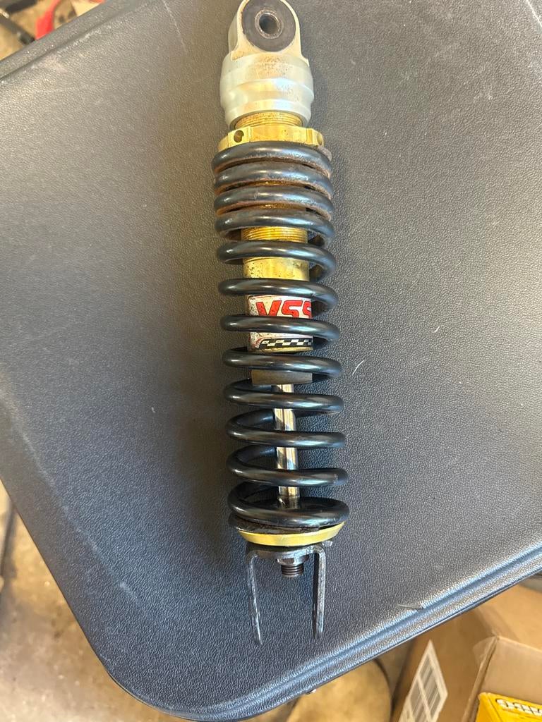 YSS Achter Schokdemper Yamaha Aerox Minarelli Scooter, Fietsen en Brommers, Brommeronderdelen | Scooters, Ophalen of Verzenden