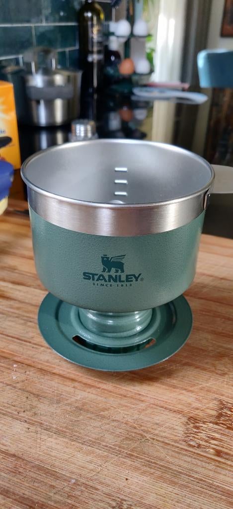 Stanley Pour Over Koffiefilter - Hamerslag Groen - Nieuw, Caravans en Kamperen, Kampeeraccessoires, Ophalen of Verzenden, Nieuw
