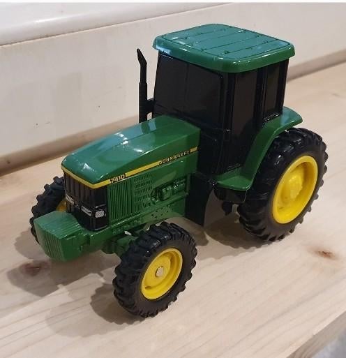 John Deere 7410 Ertl? Britains? 1:32 tractor model, Ophalen, Gebruikt, Tractor of Landbouw, Britains