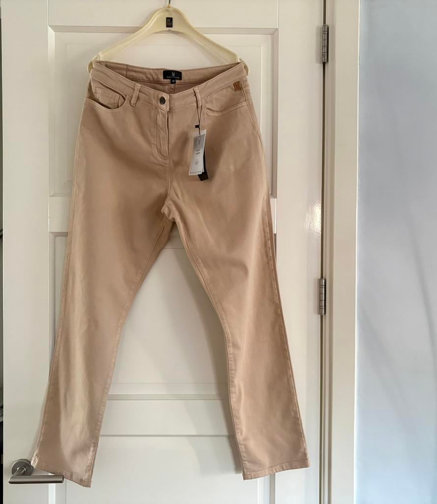 2 nieuwe broeken Mart Visser maat 42, Beige, Maat 42/44 (L), Nieuw, Ophalen of Verzenden