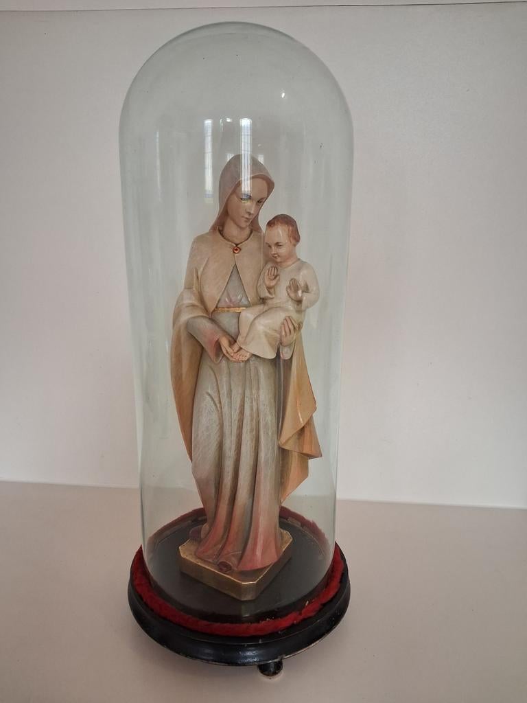 GLV 4414 Mariabeeld onder glazen stolp € 100,00, Ophalen