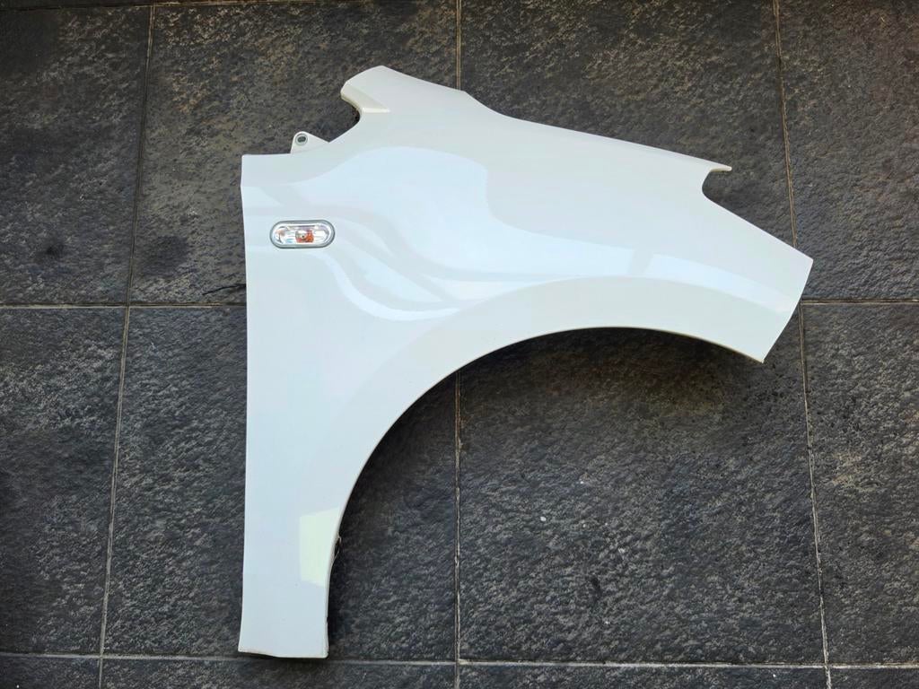 Vw up spatbord scherm rechts LB9A, Ophalen, Rechts, Spatbord