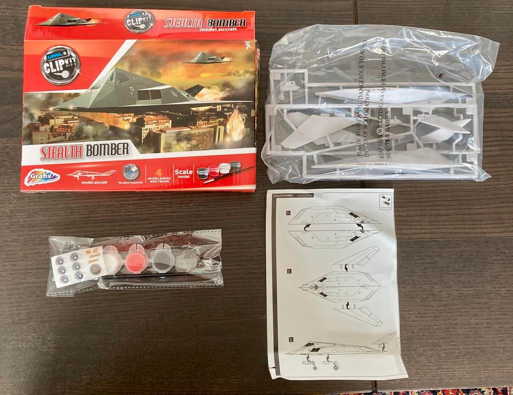 Grafix Stealth Bomber nieuw, Ophalen of Verzenden, Zo goed als nieuw, 1:72 tot 1:144, Overige merken