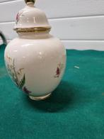 -	Pot bavaria met bloemen decoratie en goud, Verzamelen, Ophalen of Verzenden