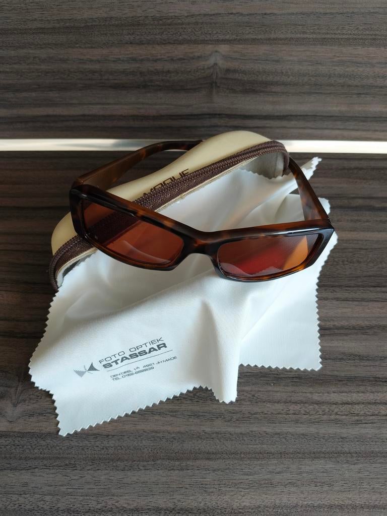 Vogue zonnebril op sterkte, Ophalen of Verzenden, Bruin, Overige merken