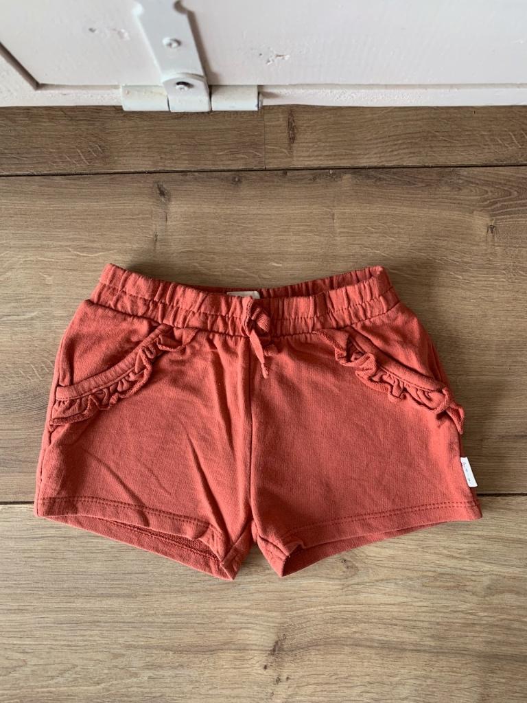 Z.g.a.n. Rood / roze korte broek met volants, Hema, maat 80, Kinderen en Baby's, Babykleding | Maat 80, Broekje, Meisje, Ophalen of Verzenden