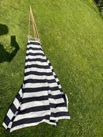 Speeltipitent met 2 meter hoge stokken - Gratis af te halen, Ophalen, Gebruikt