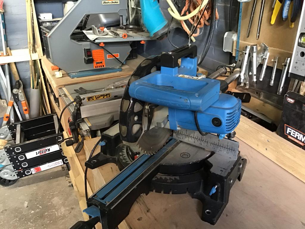 Gude afkortzaag met defecte motor, Ophalen of Verzenden, Gebruikt, Afkortzaag