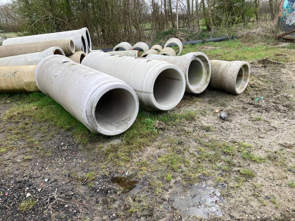 Betonnen rioolbuizen - Diverse maten, Doe-het-zelf en Verbouw, Buizen en Afvoer, Gebruikt, 2 tot 4 meter, Ophalen of Verzenden