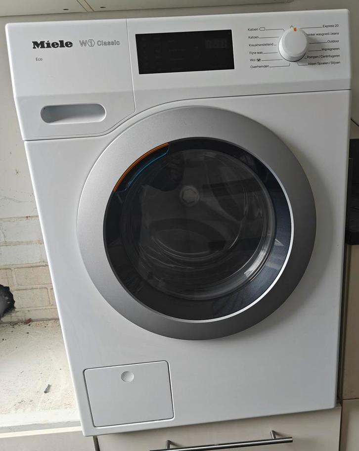 Miele W1 Classic wasmachine, Witgoed en Apparatuur, Wasmachines, Gebruikt, Voorlader, 6 tot 8 kg, 85 tot 90 cm, 1200 tot 1600 toeren