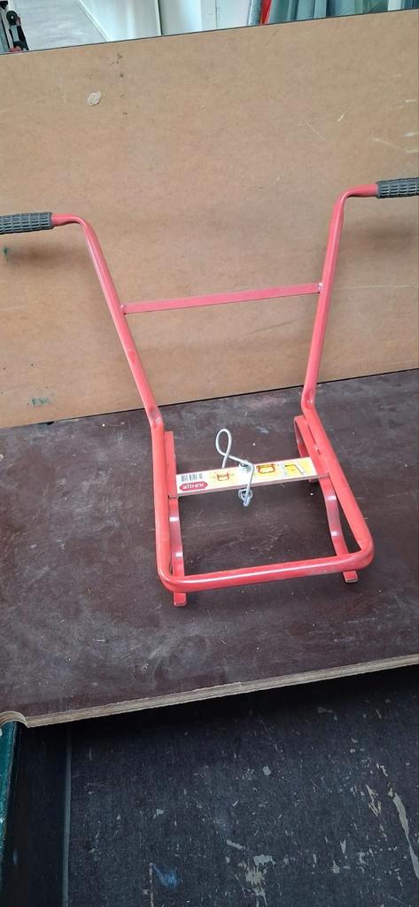 Altrex muur afstandhouder voor ladder, Doe-het-zelf en Verbouw, Ladders en Trappen, Zo goed als nieuw, Ophalen