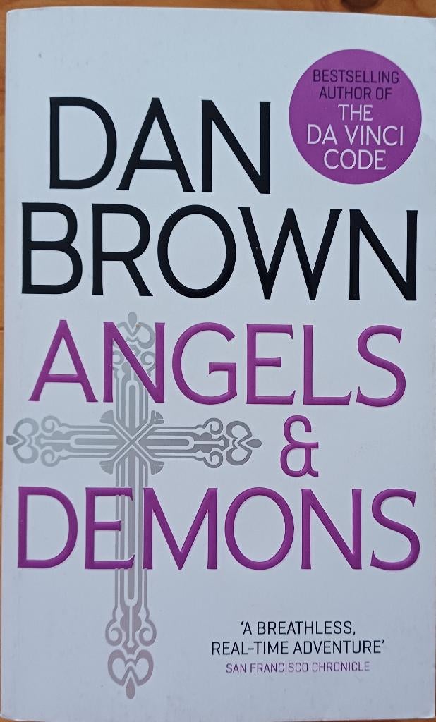 2+1 GRATIS! Angels & Demons - Dan Brown, Ophalen of Verzenden, Zo goed als nieuw, Fictie, Dan Brown