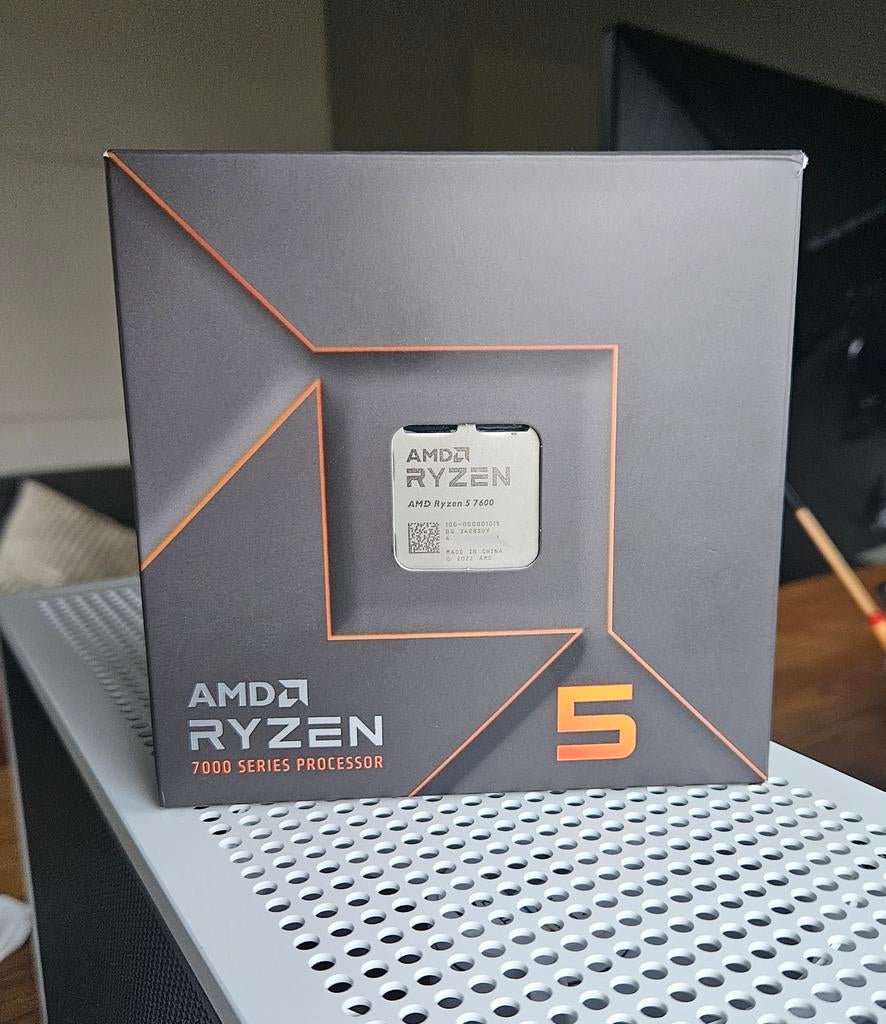 AMD Ryzen 5 7600, Computers en Software, Processors, Zo goed als nieuw, 6-core, 4 Ghz of meer, Ophalen of Verzenden