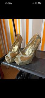 Hak schoenen 35, Ophalen of Verzenden, Zo goed als nieuw, Zwart, Sneakers of Gympen