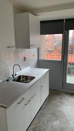 Wit keukenblok met spoelbak en 2 bovenkasten, Huis en Inrichting, Keuken | Complete keukens, Ophalen, Gebruikt, Wit, Enkelwandige keuken